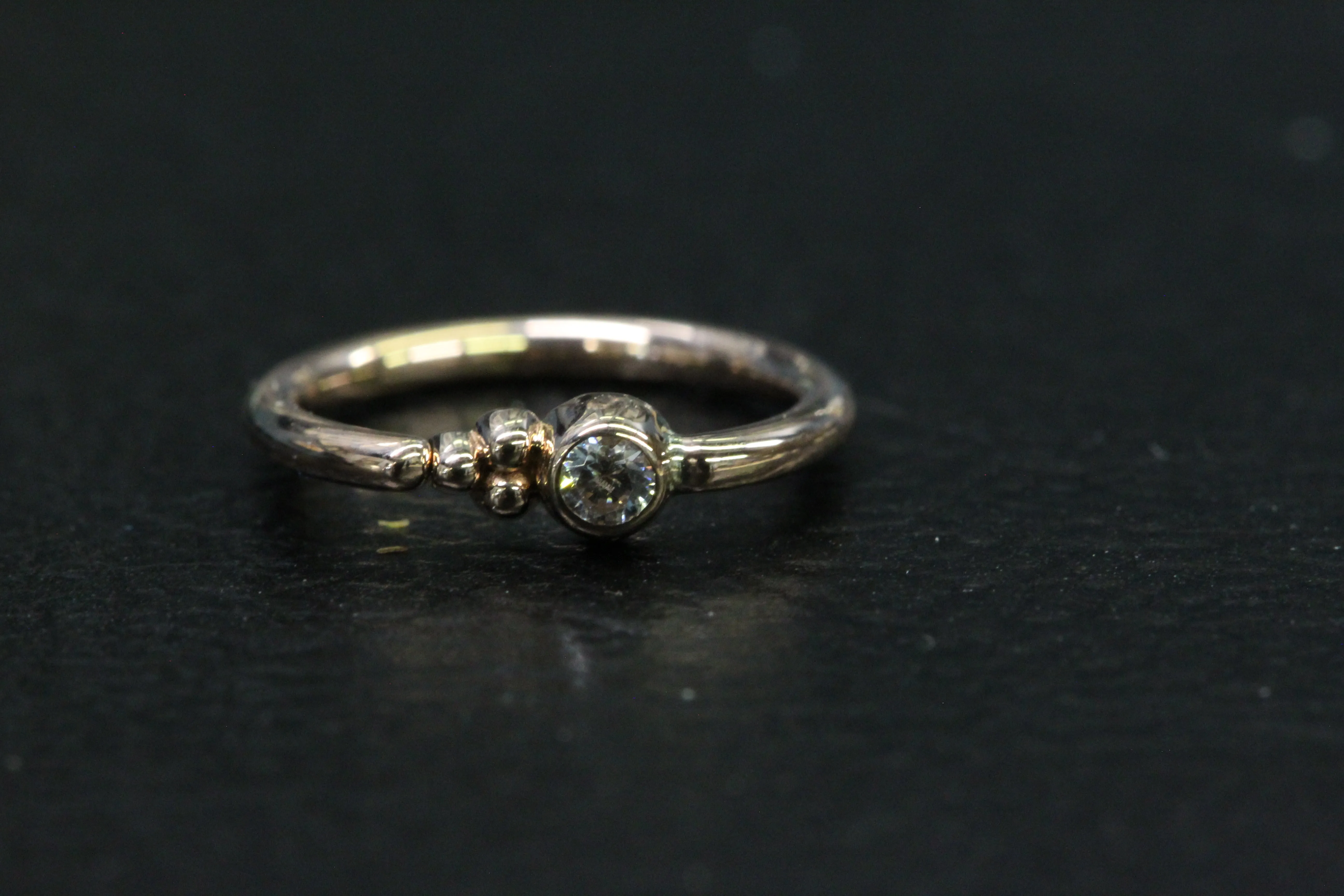 3-Bead Seamless Ring- Yellow Gold